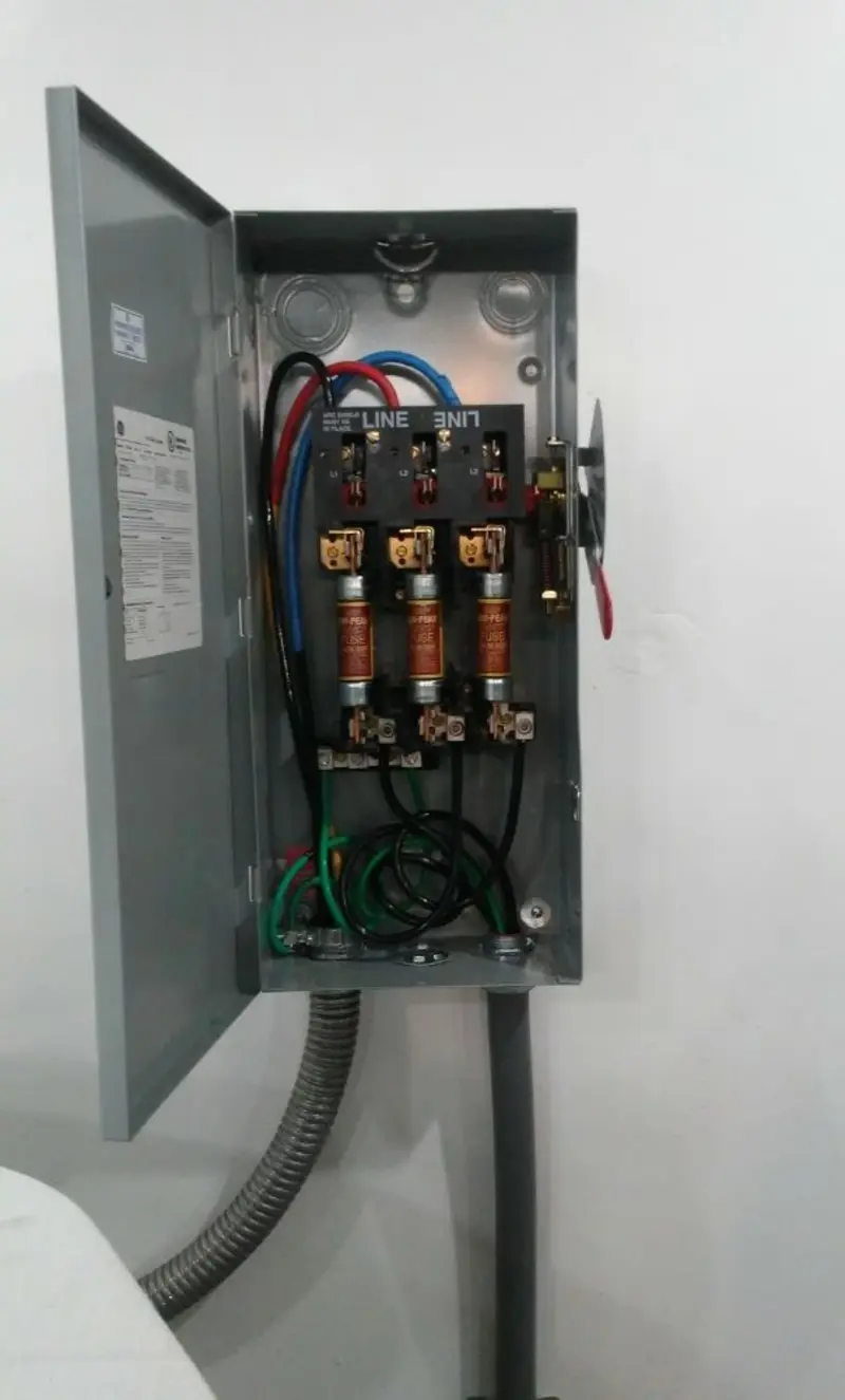Three-phase disconnect switch installed for Electrical Wiring & Rewiring in Lansing